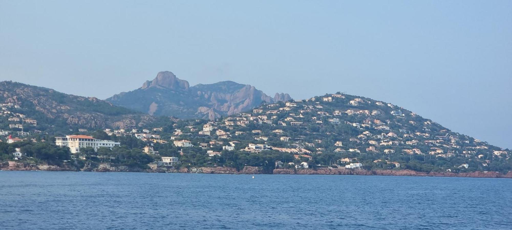 Agay Cap Esterel Le Hameau F2 Clim Plein Sud Dernier Etage Magnifique Vue Mer Saint-Raphaël Εξωτερικό φωτογραφία